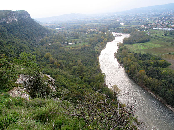 La falaise de Jastres et l'Ardèche