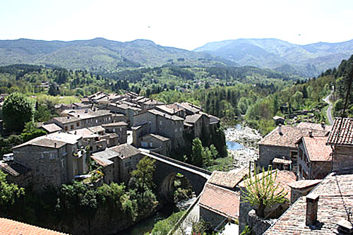 Le vieux village et le Lignon