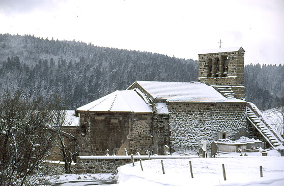 Lavillatte - L'église vue du nord-est