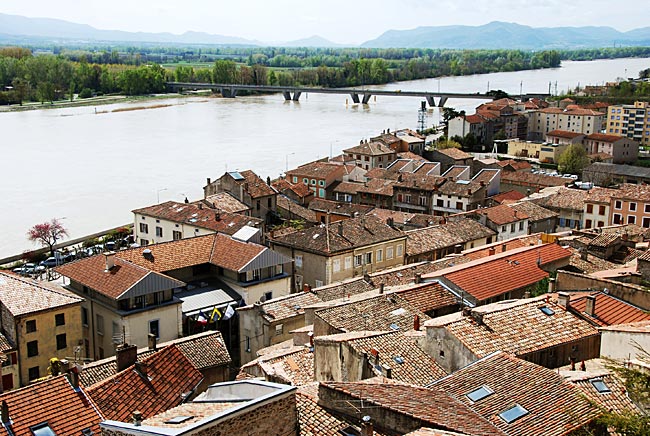 La Voulte-sur-Rhône : Vue prise depuis la terrasse du château