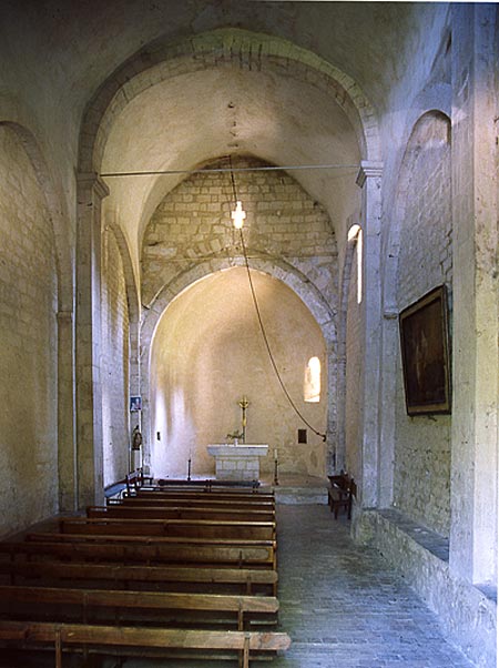 chapelle St André de Mitroys (intérieur)
