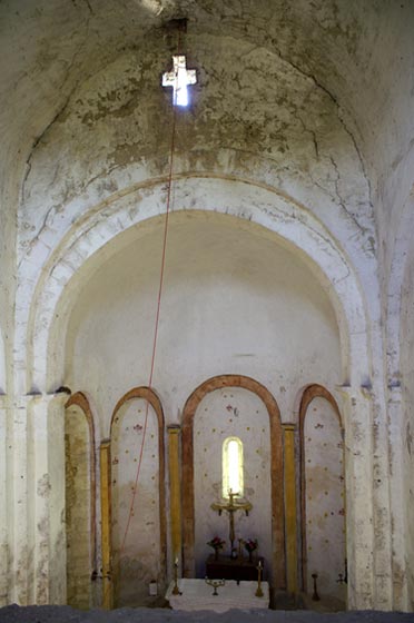 Chapelle Saint-Sulpice de Trignan : Abside ornée de cinq niches